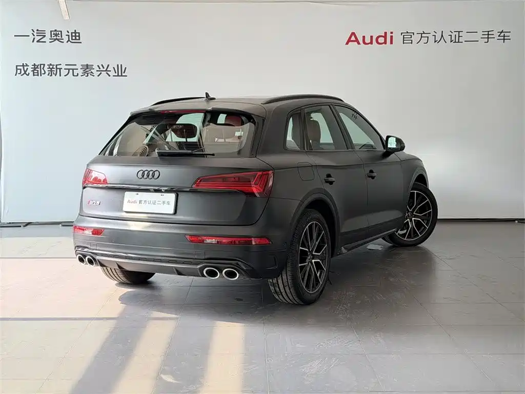 Audi SQ5 — фото 4