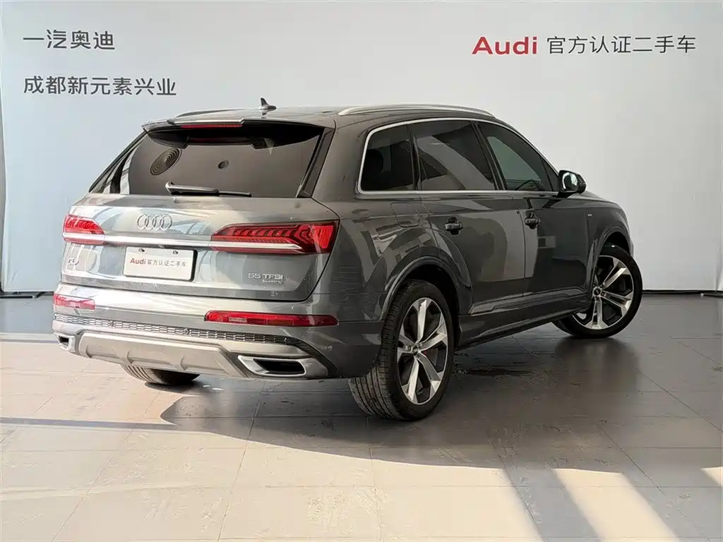 Audi Q7 — фото 4