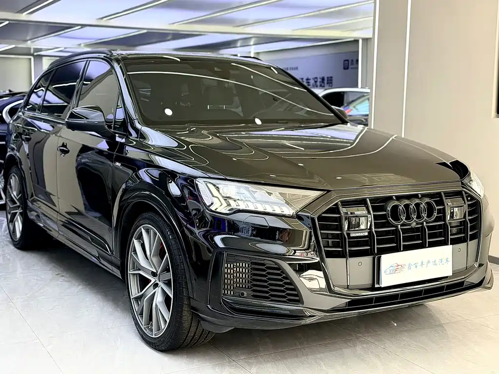 Audi Q7 — фото 3