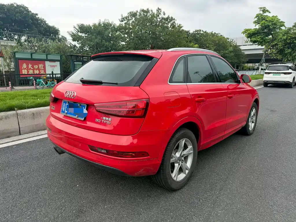 Audi Q3 — фото 4
