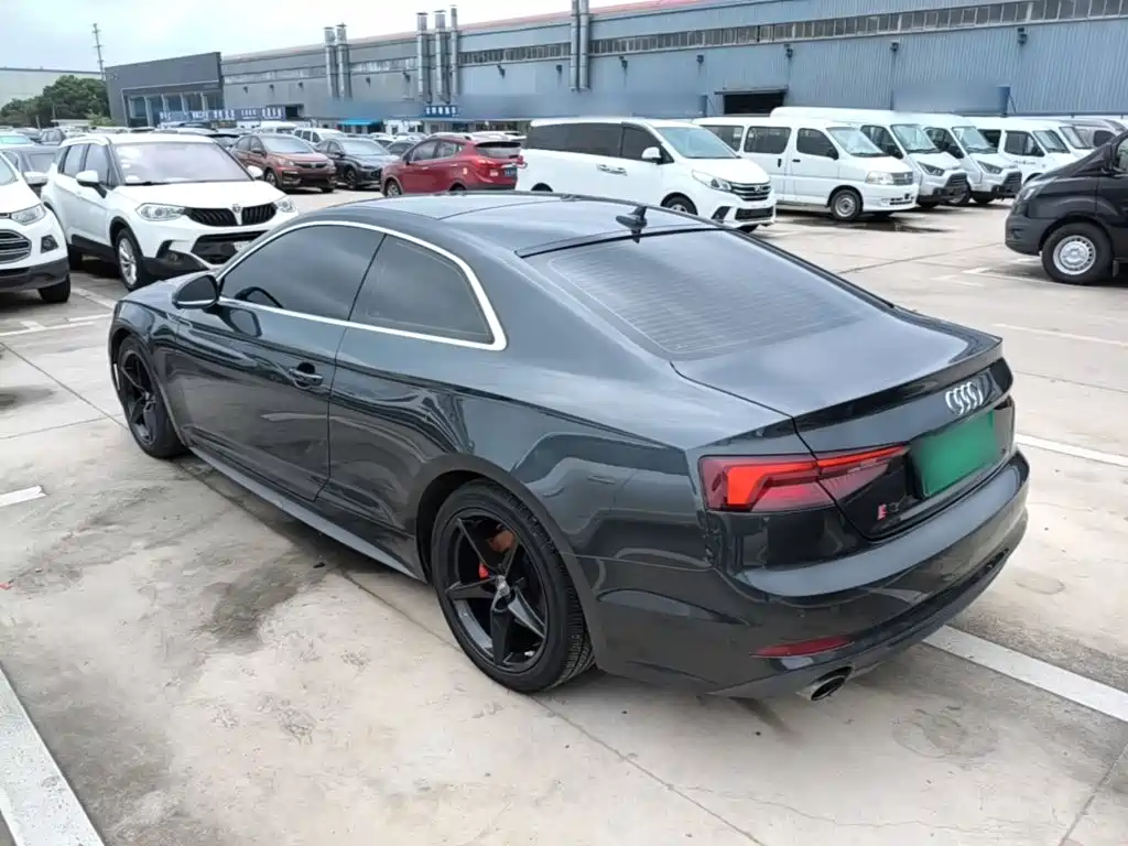 Audi A5 (Import) — фото 5