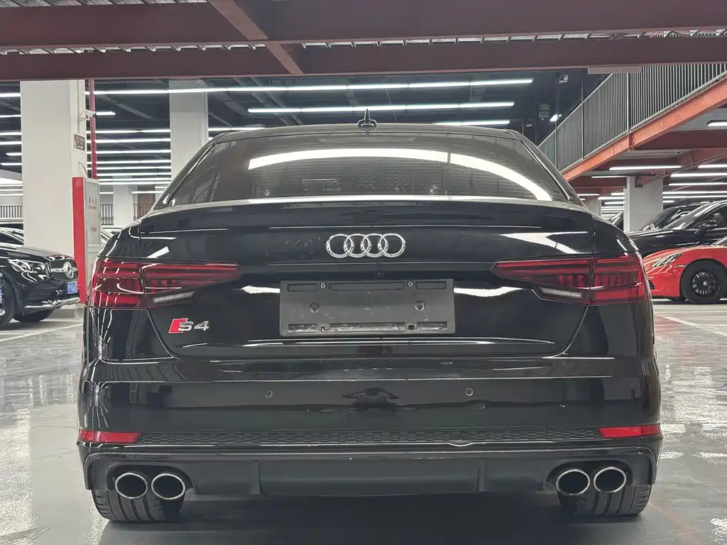 Audi S4 — фото 10
