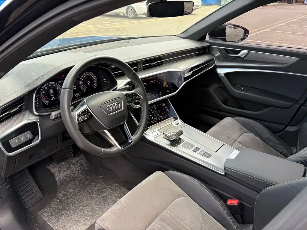 Audi A6L — фото 5