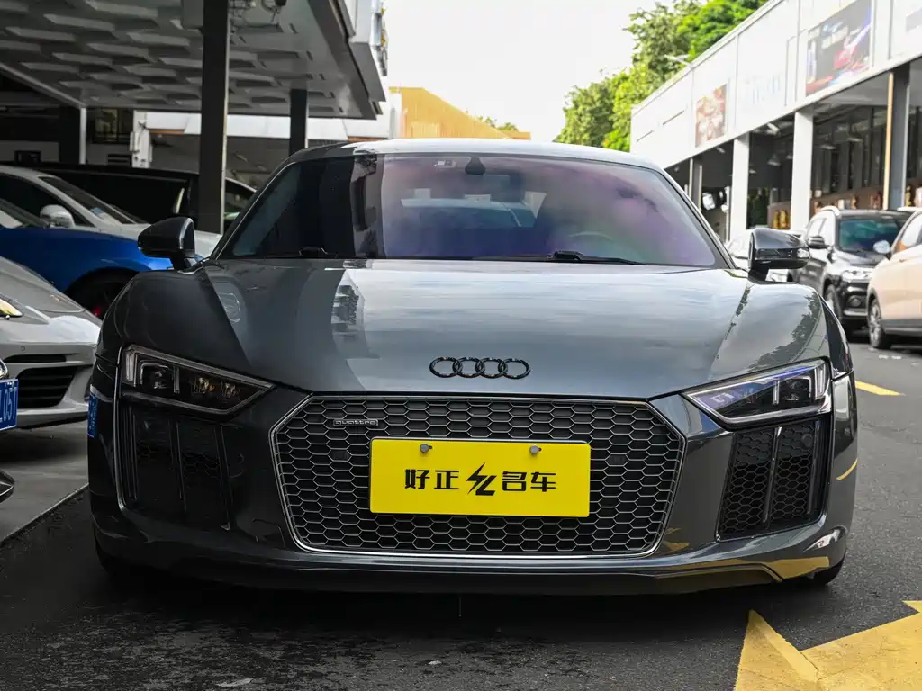 Audi R8 — фото 4