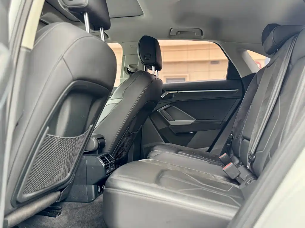 Audi Q3 Sportback — фото 5