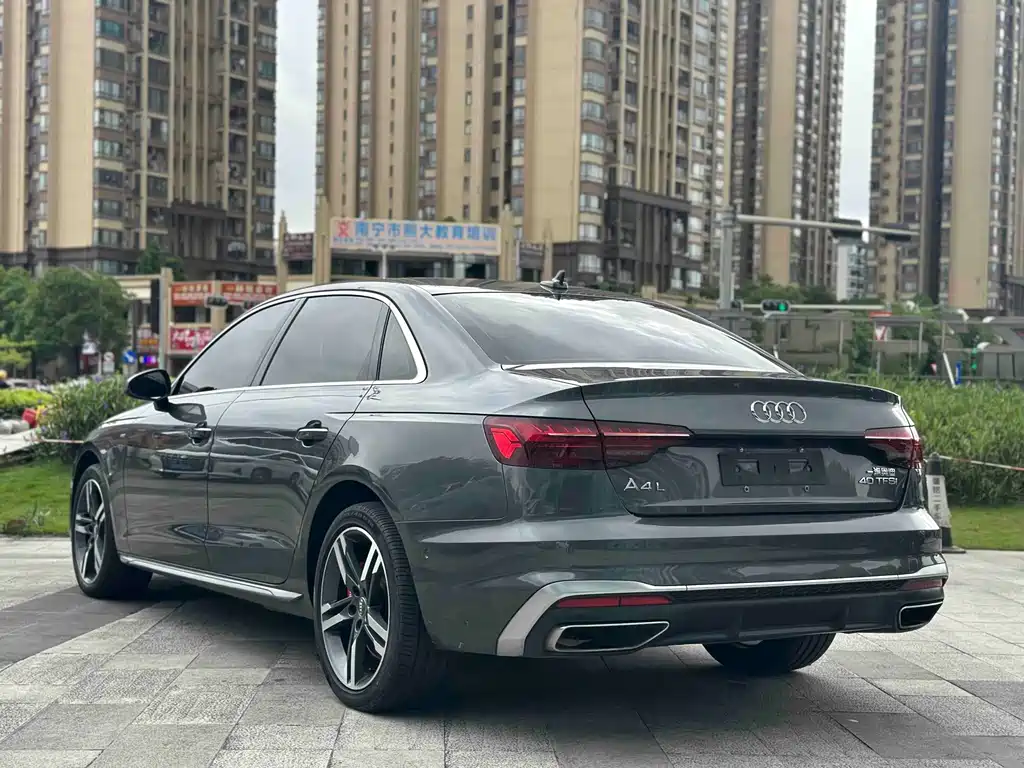 Audi A4L — фото 6