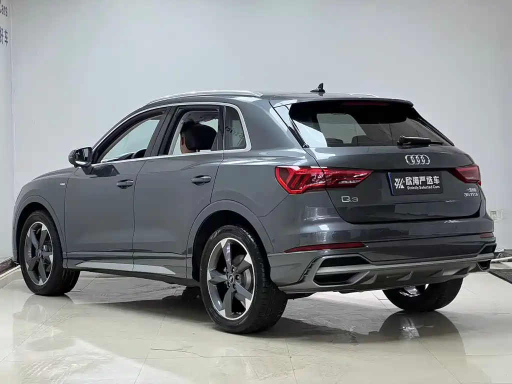 Audi Q3 — фото 6