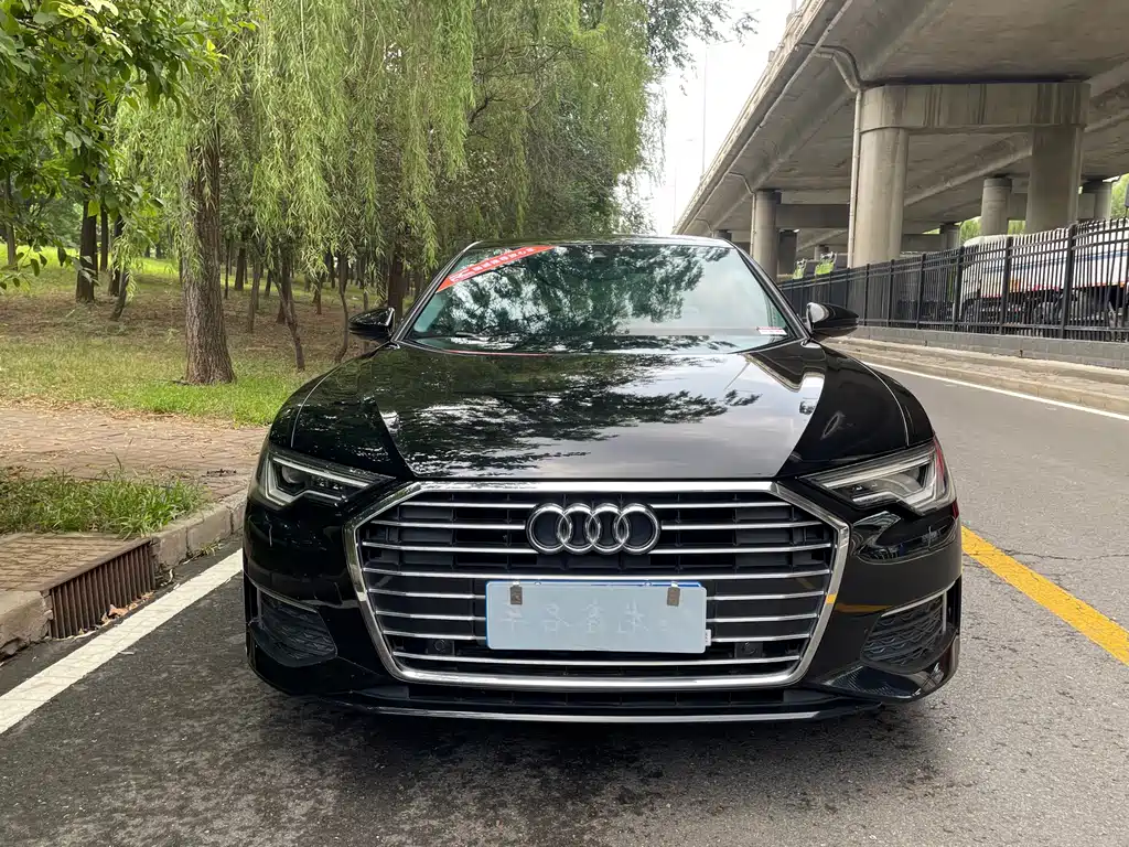 Audi A6L — фото 2