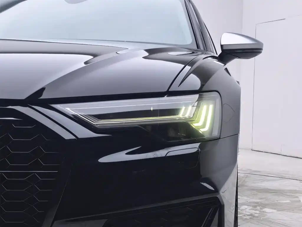 Audi A6L — фото 22