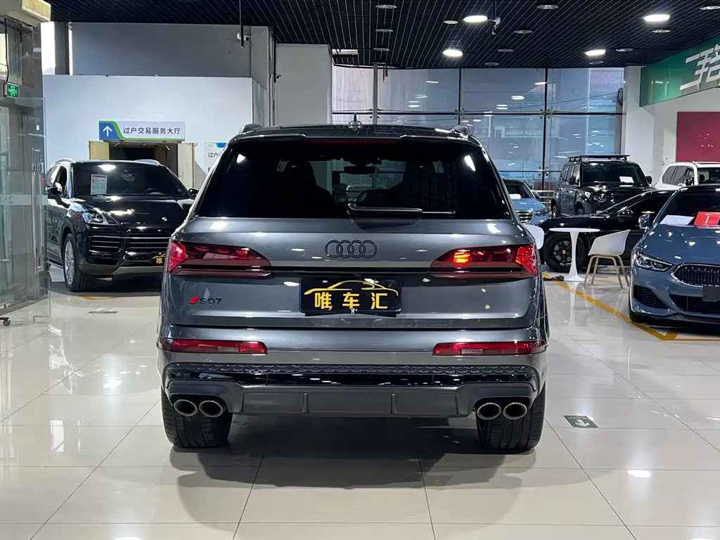 Audi SQ7 — фото 5