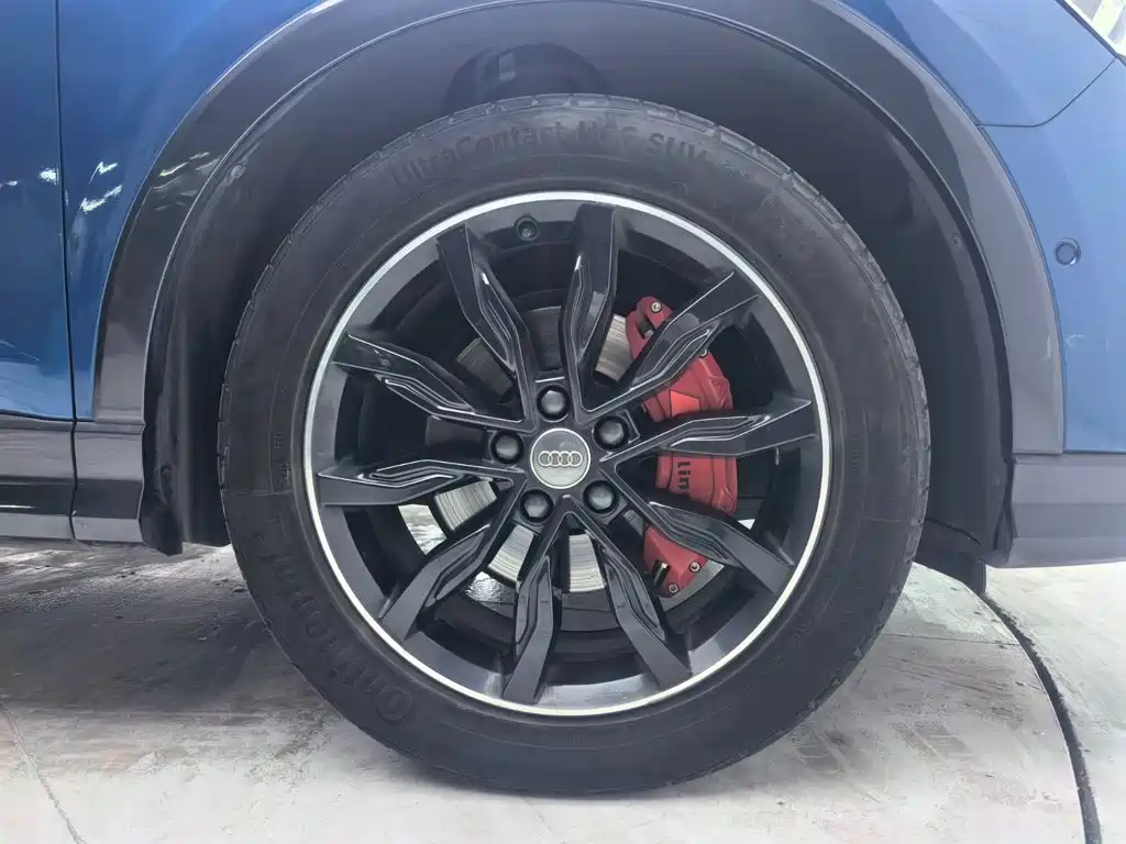 Audi Q3 Sportback — фото 27