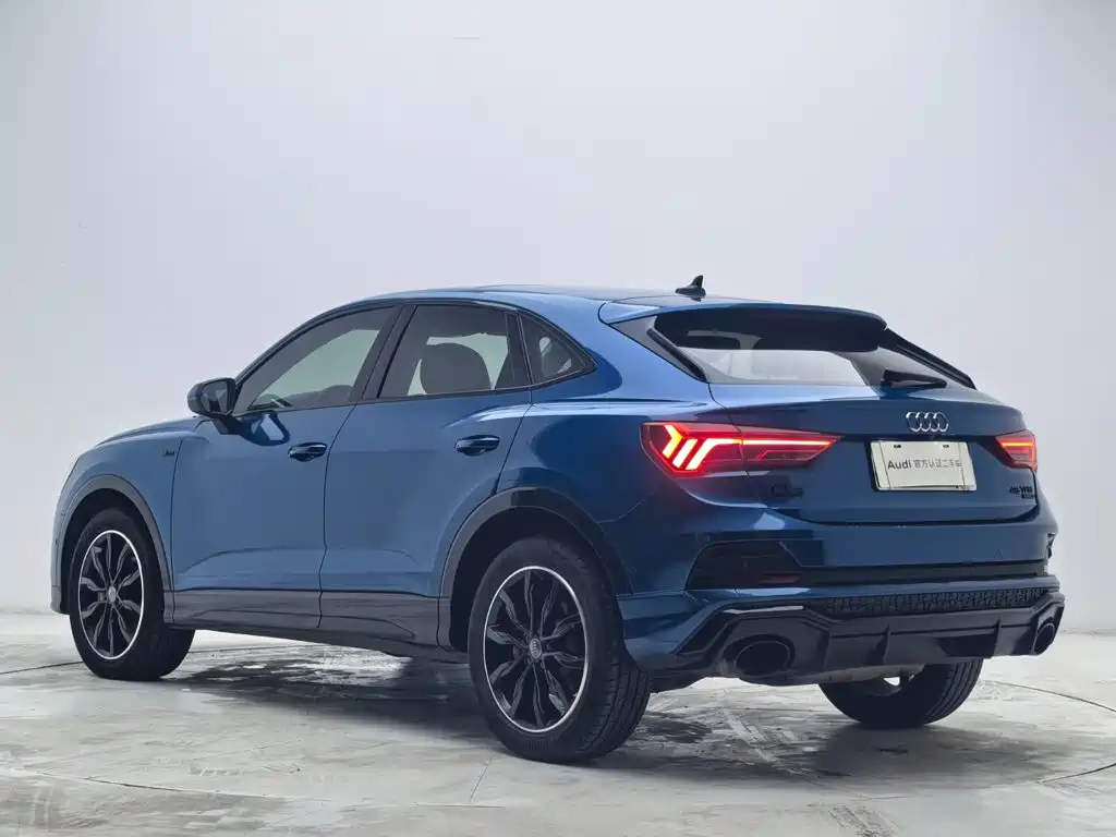 Audi Q3 Sportback — фото 7