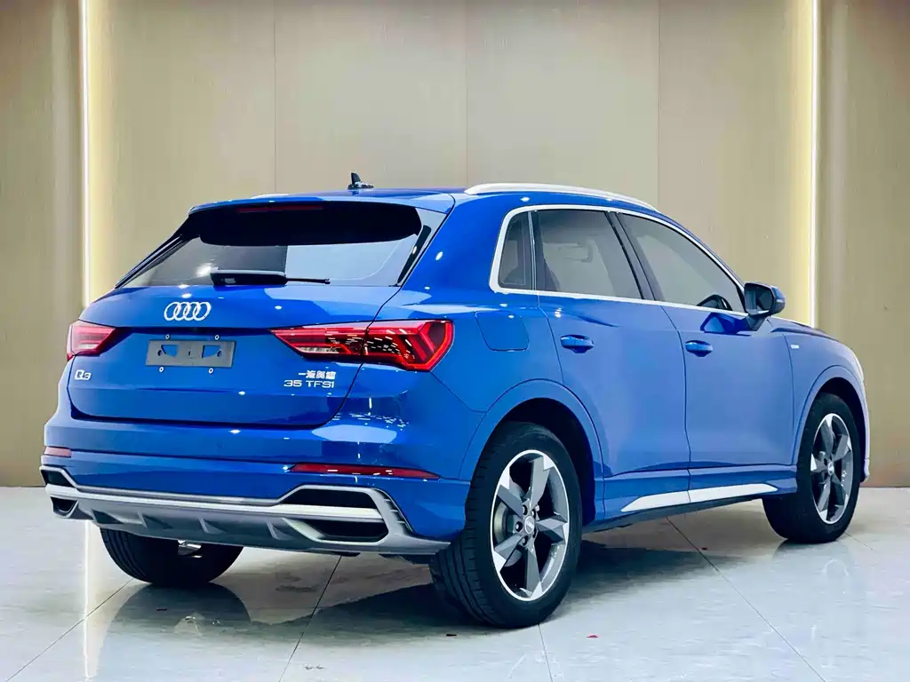 Audi Q3 — фото 3