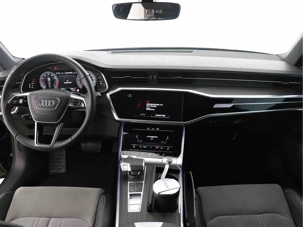 Audi A6L — фото 9