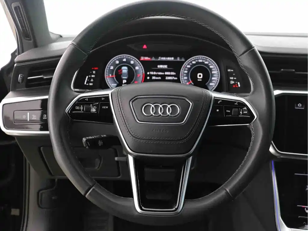 Audi A6L — фото 10