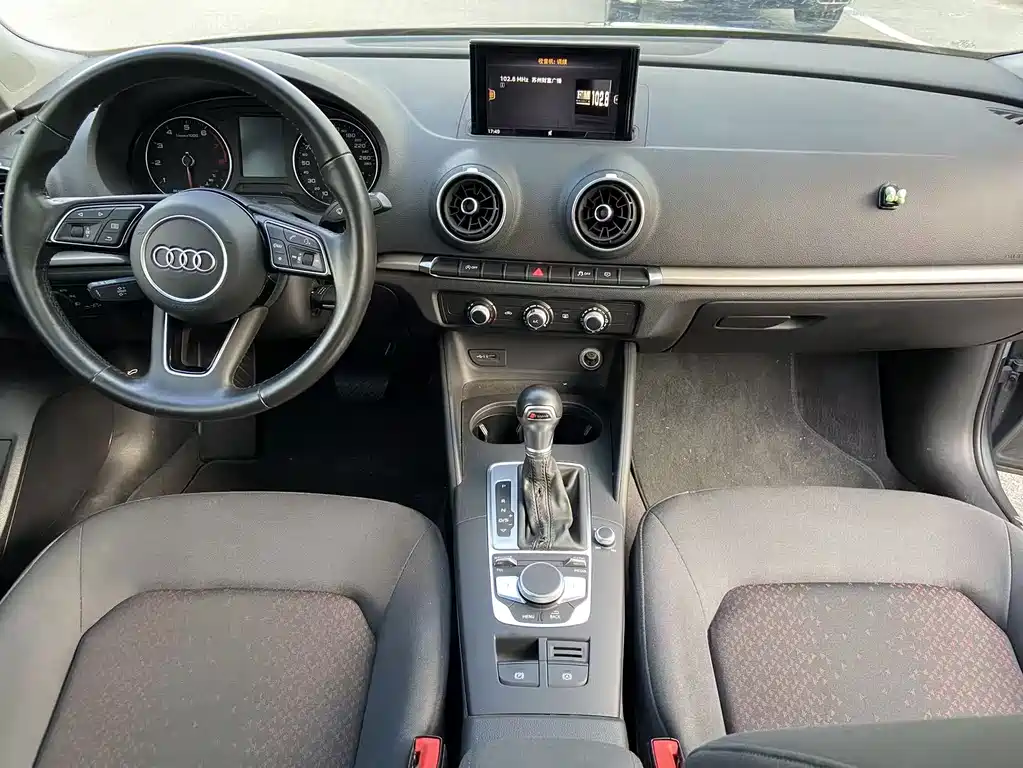 Audi A3 — фото 11