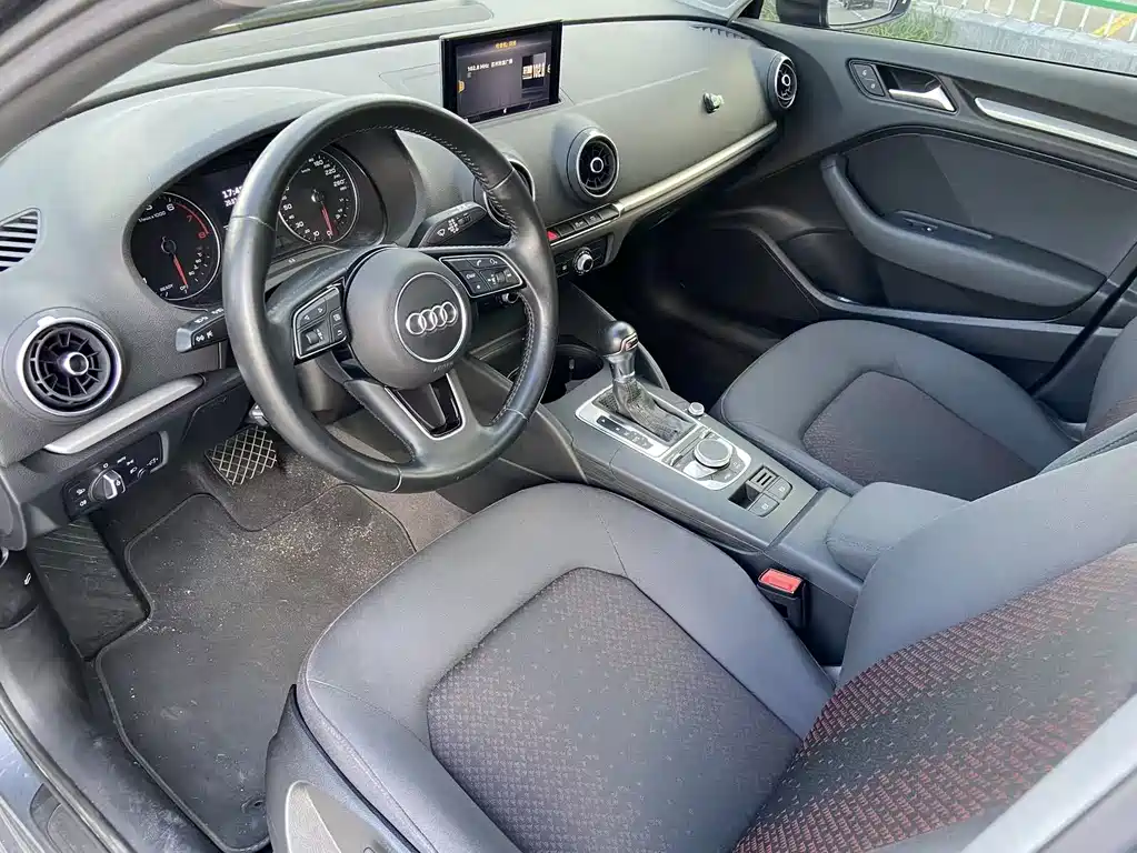 Audi A3 — фото 9