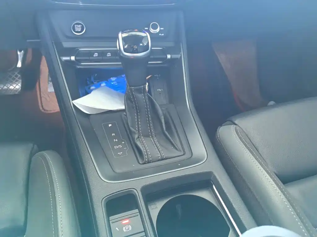 Audi Q3 Sportback — фото 14