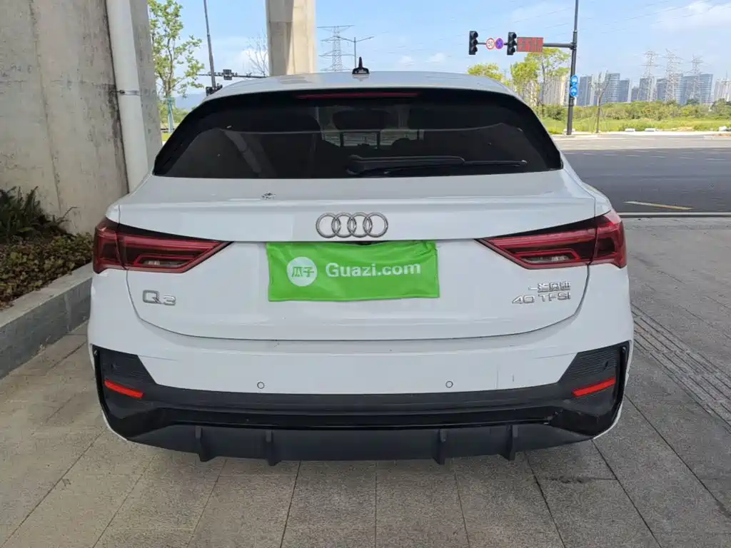 Audi Q3 Sportback — фото 6