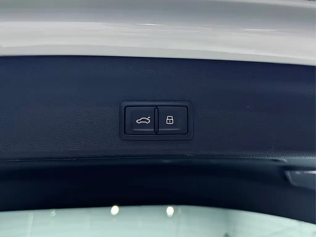 Audi Q3 — фото 24
