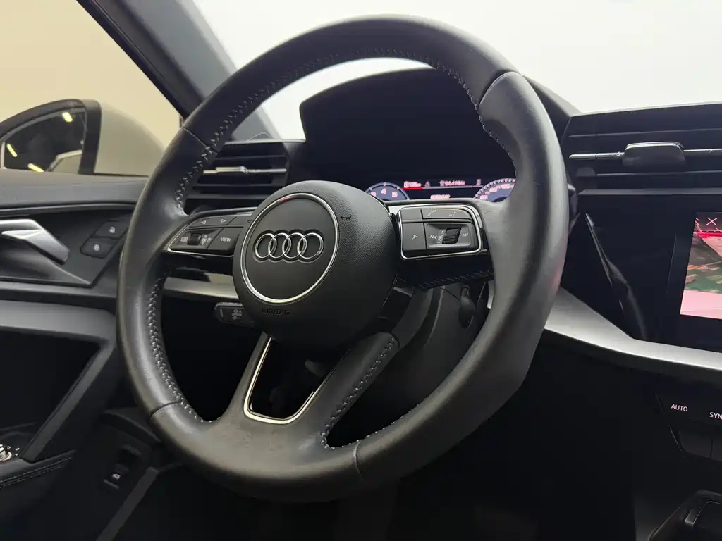 Audi A3 — фото 13