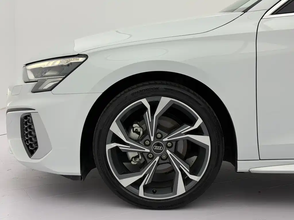 Audi A3 — фото 17