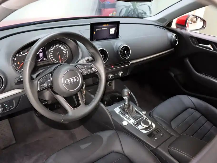 Audi A3 — фото 9