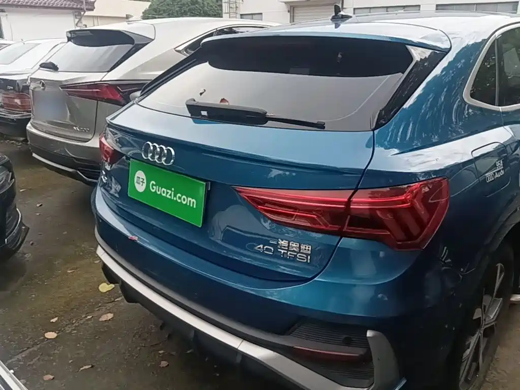 Audi Q3 Sportback — фото 6