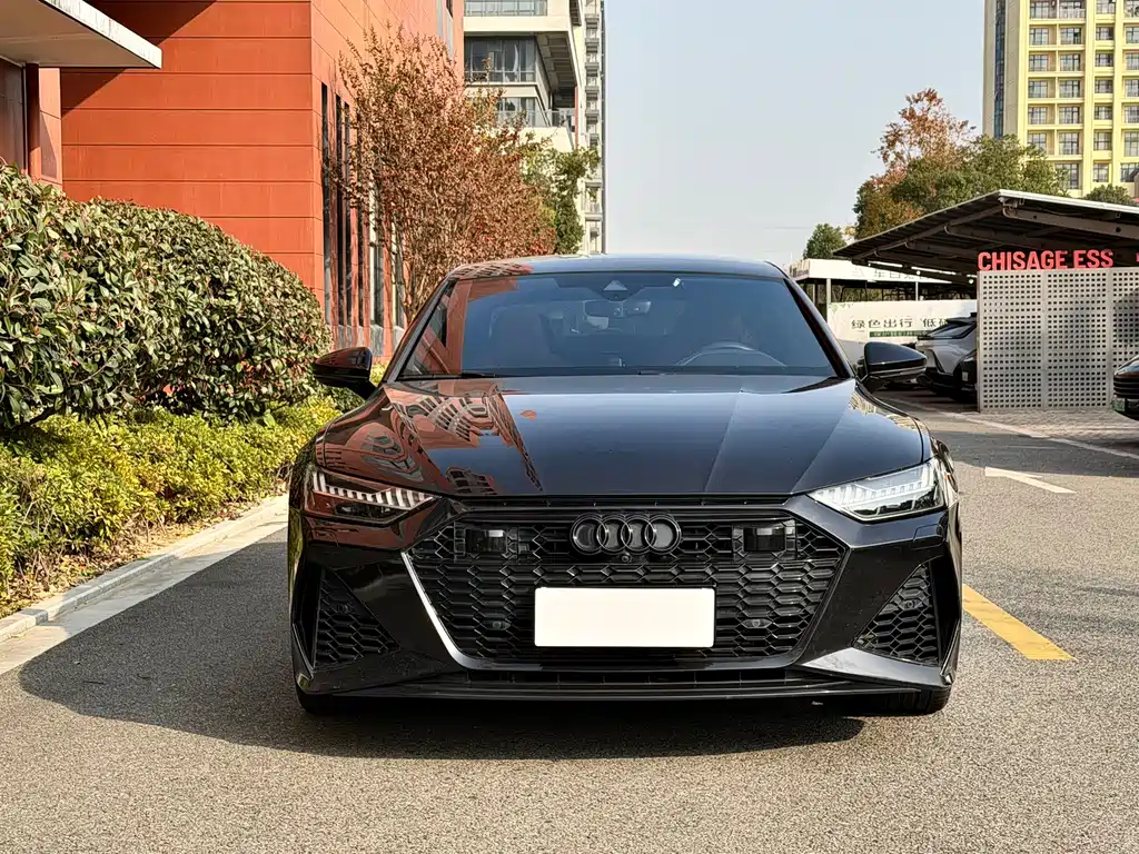Audi A7L — фото 2