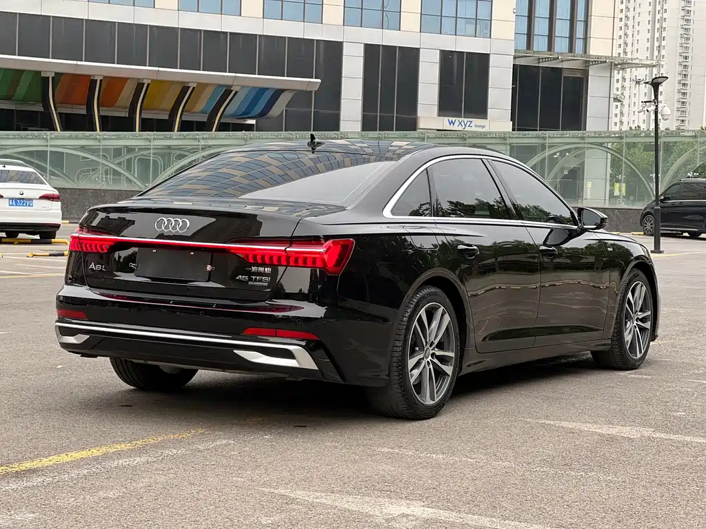 Audi A6L — фото 4