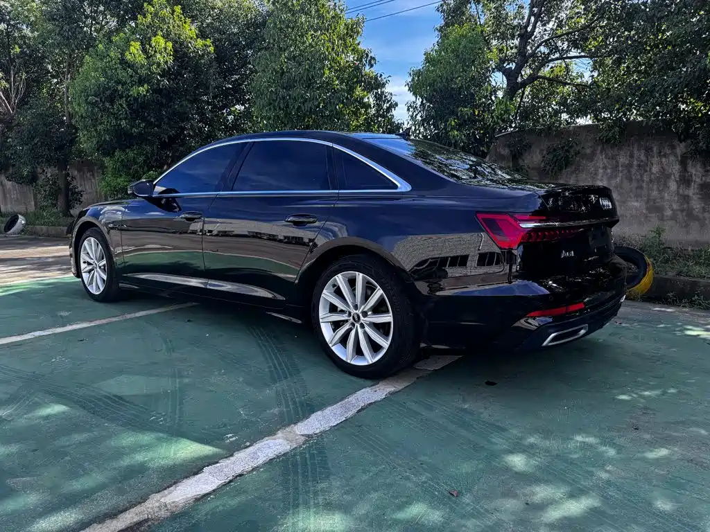 Audi A6L — фото 4