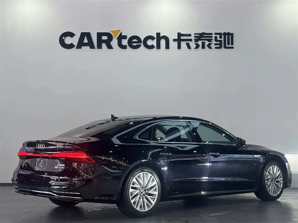 Audi A7L — фото 4