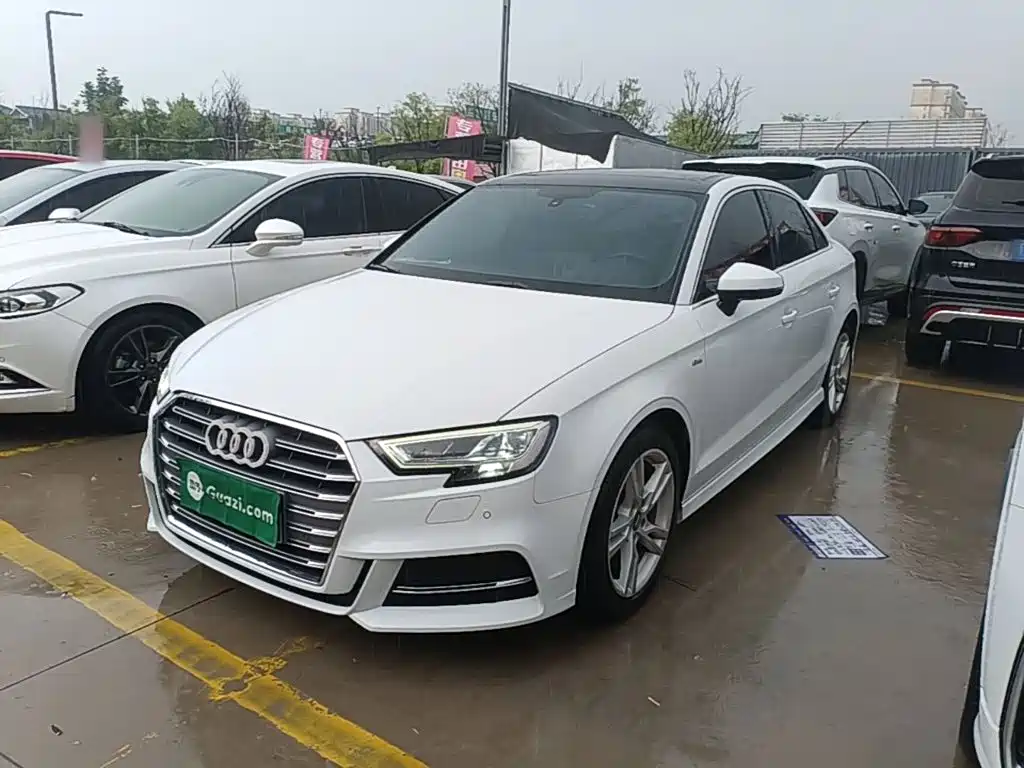 Audi A3 — фото 2