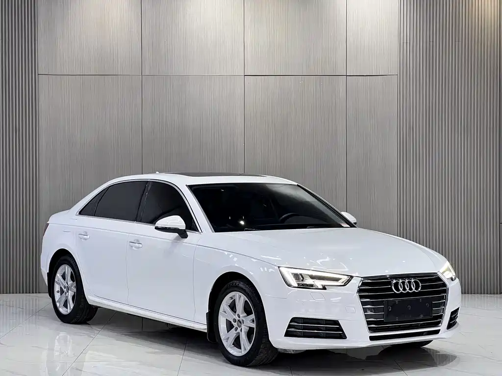 Audi A4L — фото 3