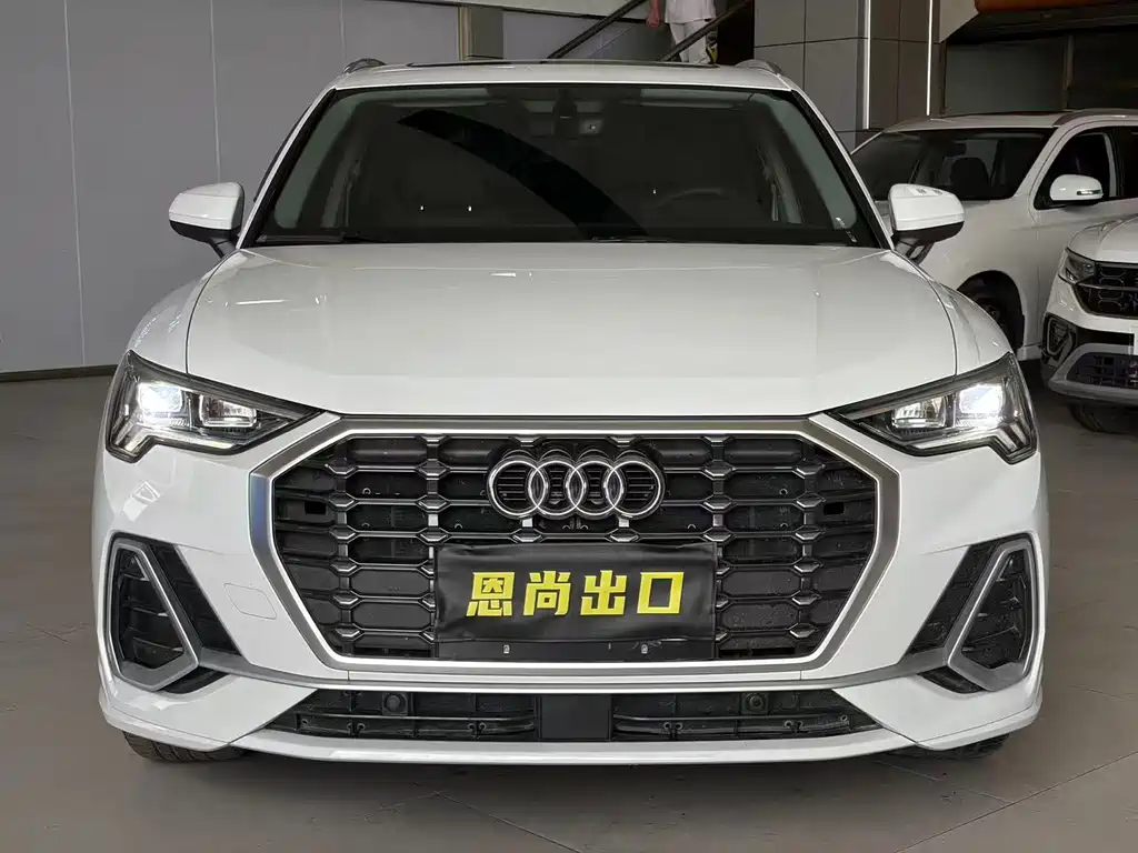 Audi Q3 — фото 2