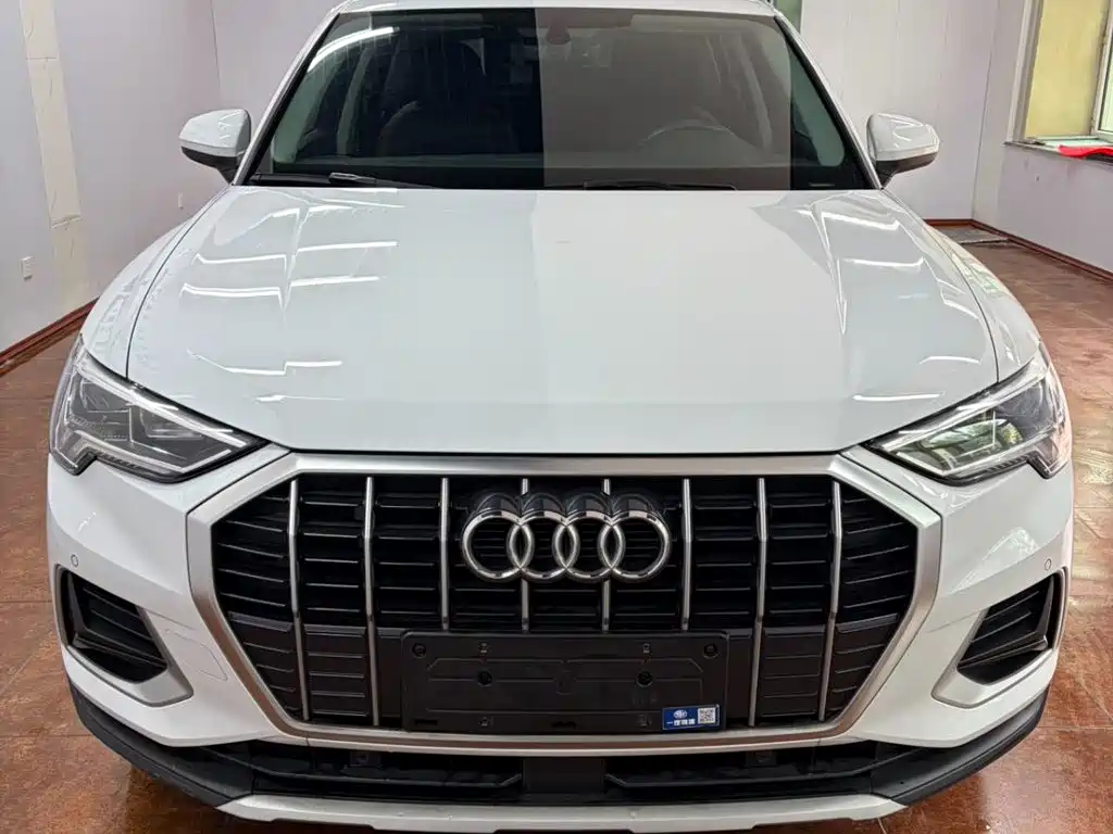 Audi Q3 — фото 2