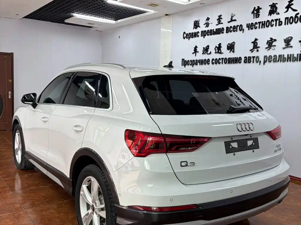Audi Q3 — фото 5