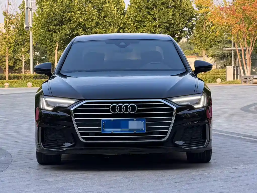 Audi A6L — фото 2