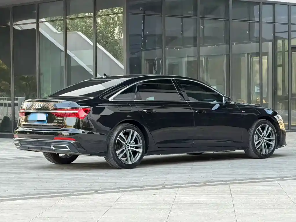 Audi A6L — фото 4