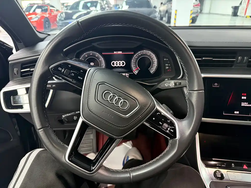 Audi A6L — фото 9