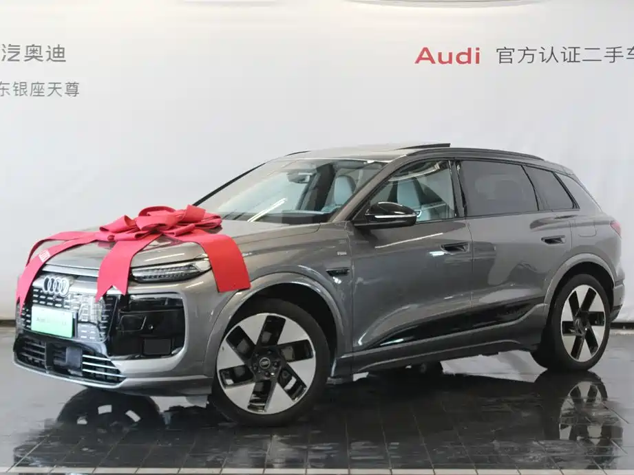 Audi Q6L e-tron — фото 3