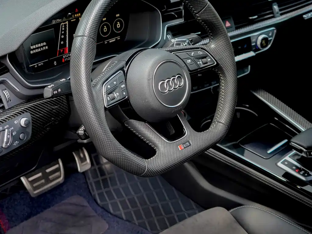 Audi RS 5 — фото 5