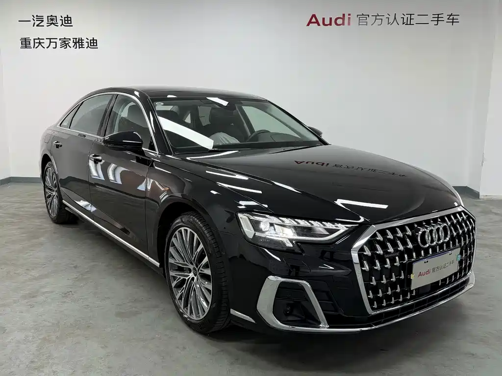 Audi A8 — фото 2