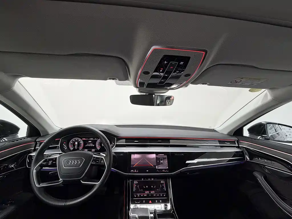 Audi A8 — фото 9
