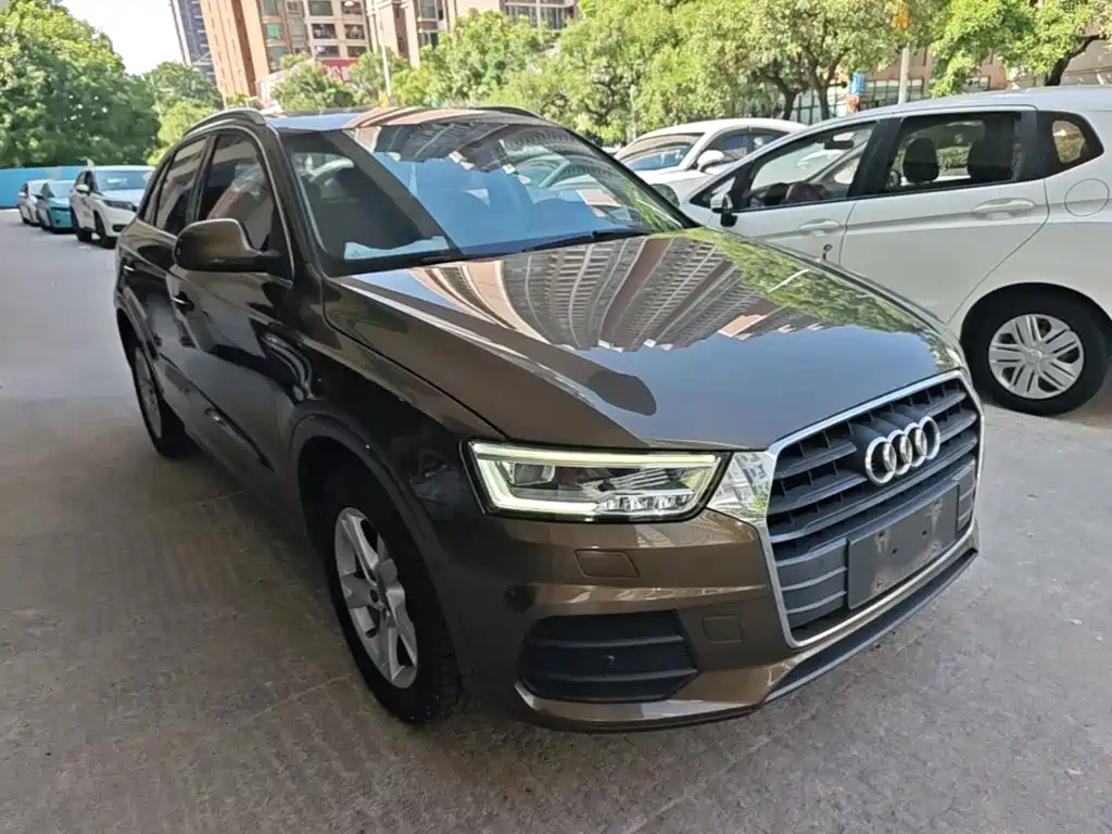 Audi Q3 — фото 4