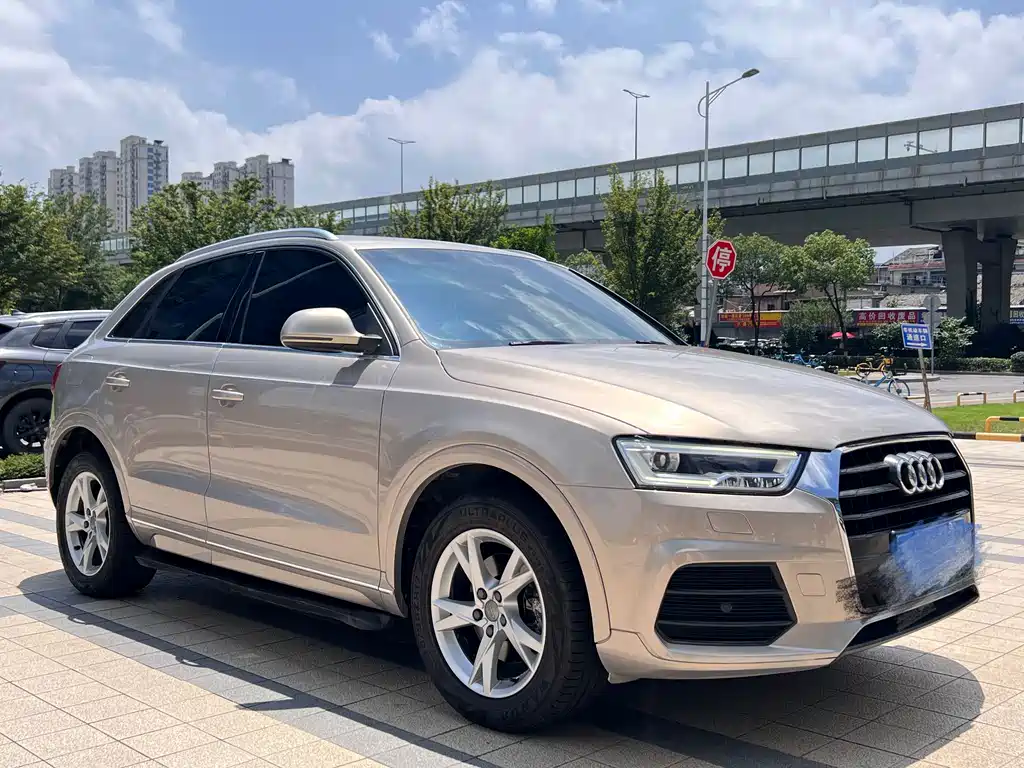 Audi Q3 — фото 4