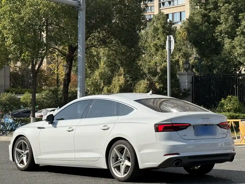 Audi A5 (Import) — фото 4