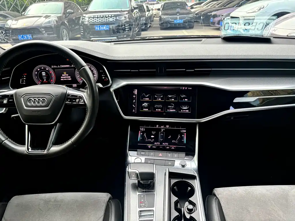 Audi A6L — фото 14