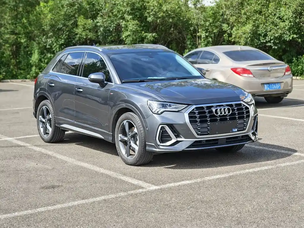 Audi Q3 — фото 3