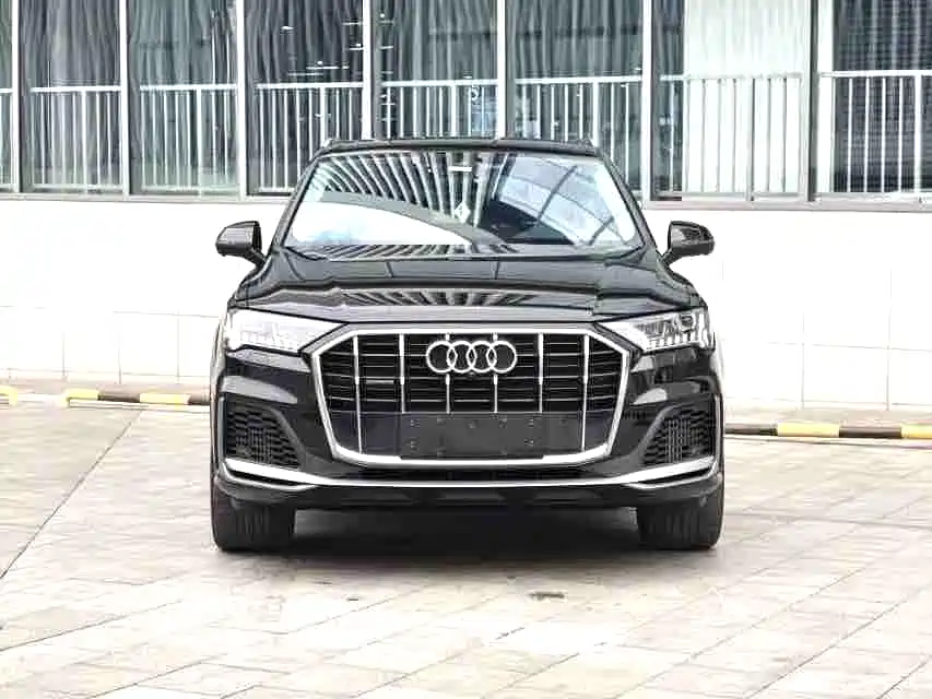 Audi Q7 — фото 2